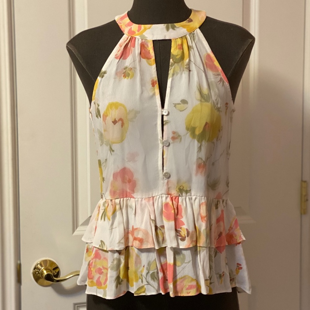 Floral ruffle tank